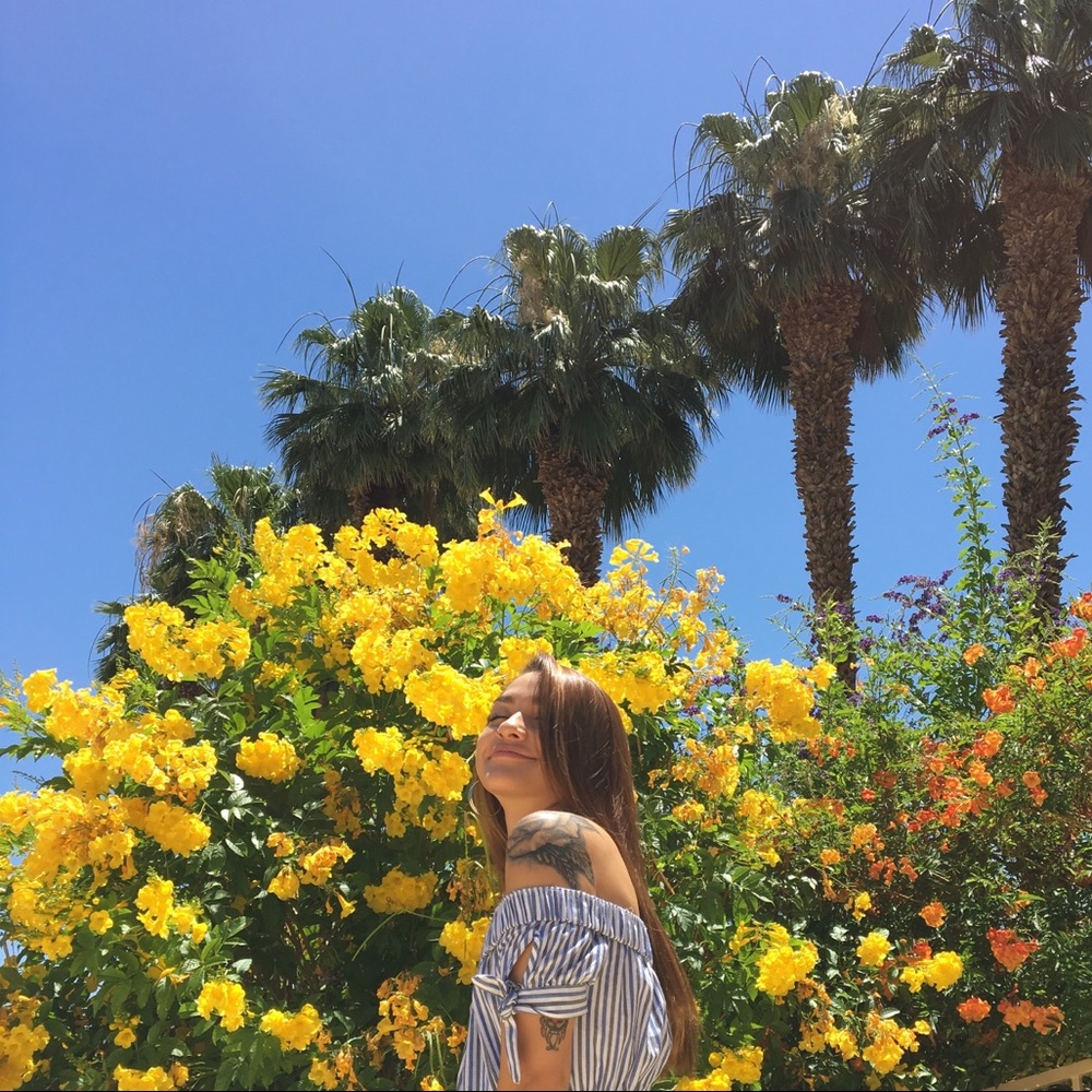 MEET YOUR POSHER, CANDICE!